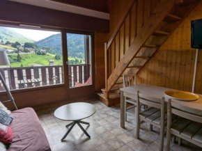 Duplex 4 pièces avec garage et balcon, centre village de La Clusaz, proche commodités et pistes ski - FR-1-459-174